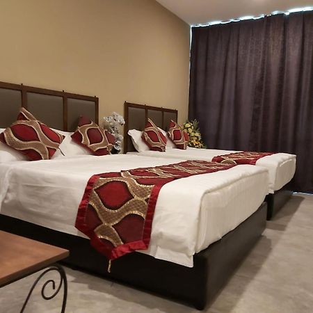 Kb Hotel Kepala Batas  Buitenkant foto
